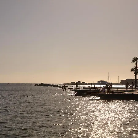 Regina Gardens 2 Bedroom Sea View Flat In * Пафос