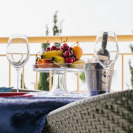 Regina Gardens 2 Bedroom Sea View Flat In Daire Pafos