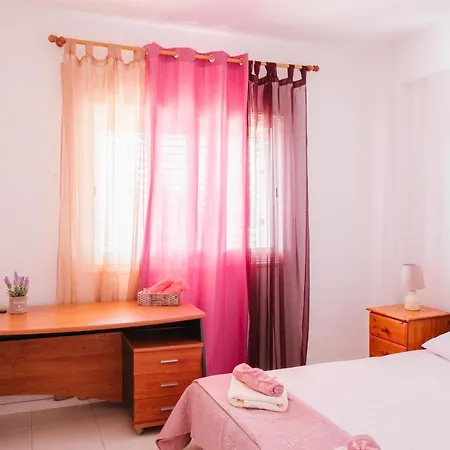 Regina Gardens 2 Bedroom Sea View Flat In