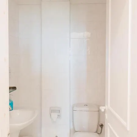 Regina Gardens 2 Bedroom Sea View Flat In Apartman
